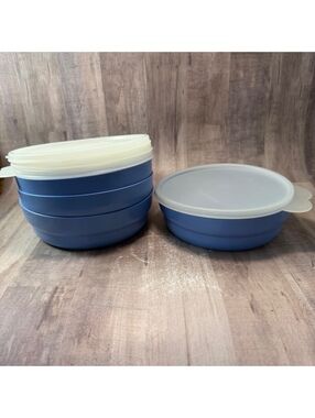 Set of 4 Tupperware Bowls w/ Lids 2415B-4 Blue w/ White Lids Cereal Bowl 6"